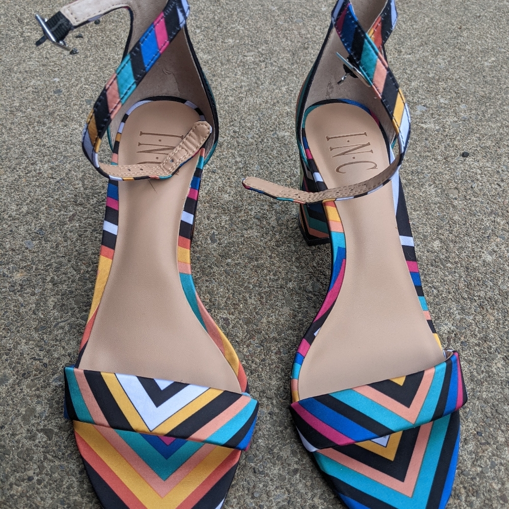 I.N.C Multi Color Open Toe Heels Size 6.5m - image 2